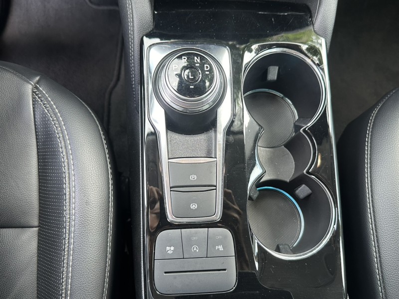 Ford/福特  Kuga Ford Kuga 2021款 21.5年式EcoBoost 180旗艦X  白色 | 新北市汽車商業同業公會｜TACA優良車商聯盟｜中古、二手車買車賣車公會認證保固