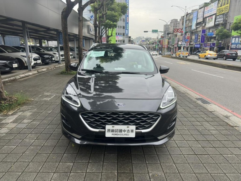 Ford/福特  Kuga 2025 Ford Kuga EcoBoost 250 AWD Vignale 灰 | 新北市汽車商業同業公會｜TACA優良車商聯盟｜中古、二手車買車賣車公會認證保固