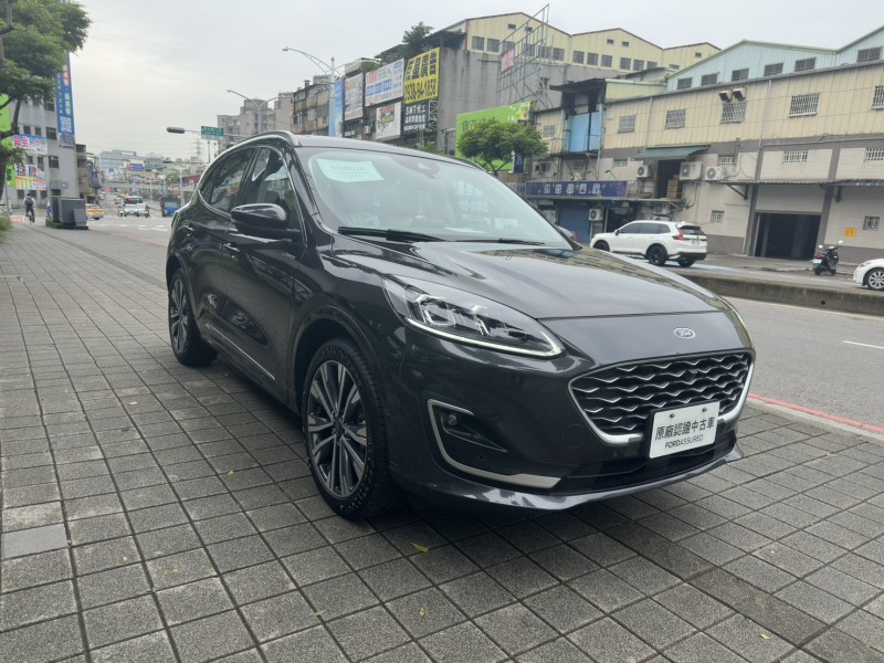 Ford/福特  Kuga 2025 Ford Kuga EcoBoost 250 AWD Vignale 灰 | 新北市汽車商業同業公會｜TACA優良車商聯盟｜中古、二手車買車賣車公會認證保固