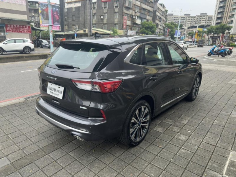Ford/福特  Kuga 2025 Ford Kuga EcoBoost 250 AWD Vignale 灰 | 新北市汽車商業同業公會｜TACA優良車商聯盟｜中古、二手車買車賣車公會認證保固