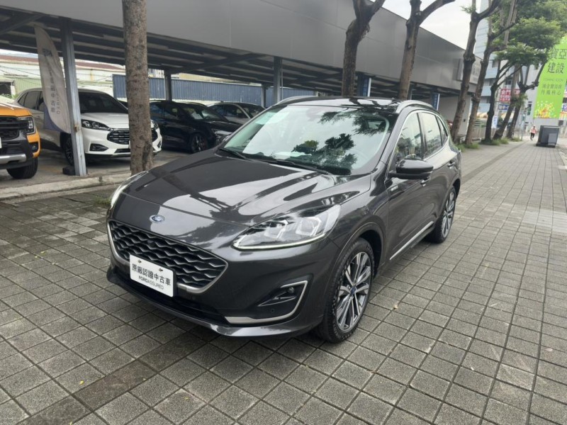 Ford/福特  Kuga 2025 Ford Kuga EcoBoost 250 AWD Vignale 灰 | 新北市汽車商業同業公會｜TACA優良車商聯盟｜中古、二手車買車賣車公會認證保固