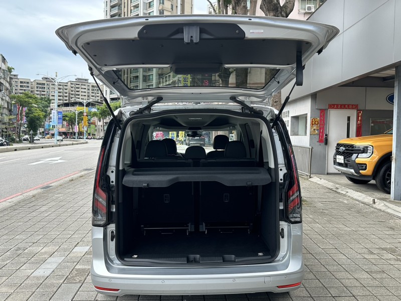 Ford/福特  TOURNEO CONNECT Ford Tourneo Connect 2024款 玩咖版 銀色 | 新北市汽車商業同業公會｜TACA優良車商聯盟｜中古、二手車買車賣車公會認證保固