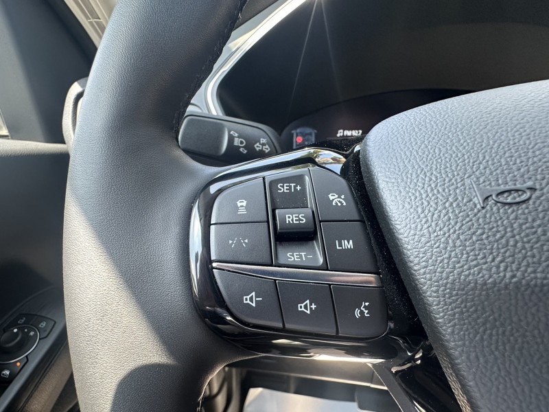 Ford/福特  Kuga Ford Kuga 2025款 1.5T Vignale 白色 | 新北市汽車商業同業公會｜TACA優良車商聯盟｜中古、二手車買車賣車公會認證保固