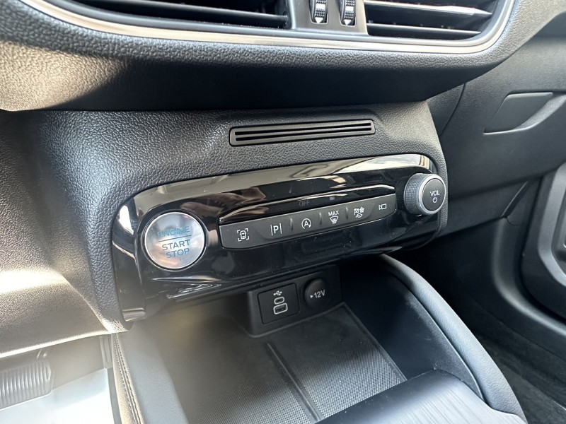 Ford/福特  Kuga Ford Kuga 2025款 1.5T Vignale 白色 | 新北市汽車商業同業公會｜TACA優良車商聯盟｜中古、二手車買車賣車公會認證保固