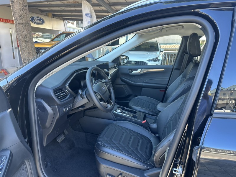 Ford/福特  Kuga Ford Kuga 2025款 1.5T Vignale 黑 | 新北市汽車商業同業公會｜TACA優良車商聯盟｜中古、二手車買車賣車公會認證保固