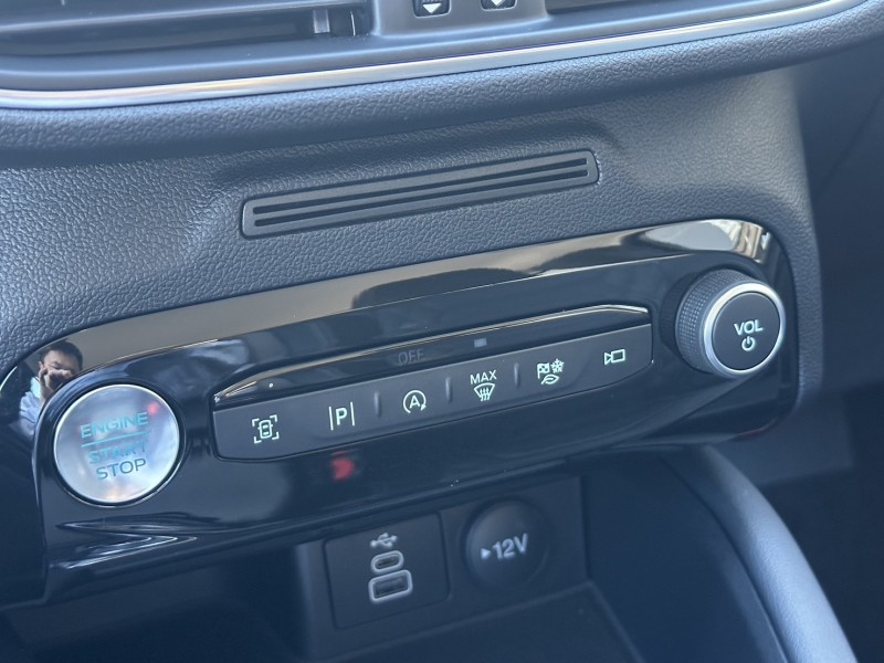 Ford/福特  Kuga Ford Kuga 2025款 1.5T Vignale 黑 | 新北市汽車商業同業公會｜TACA優良車商聯盟｜中古、二手車買車賣車公會認證保固