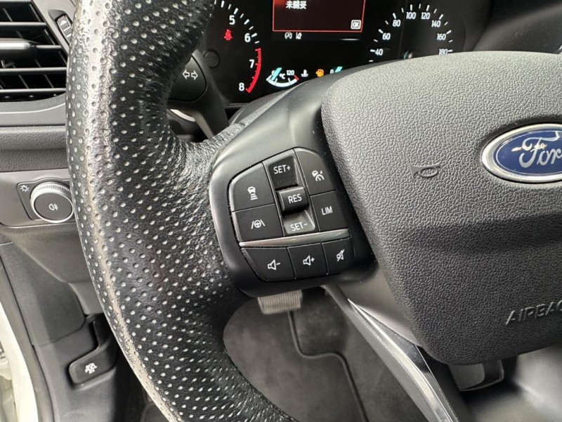 Ford/福特  Kuga Ford Kuga 2022年式EcoBoost 180 Lv2超質型 白色 | 新北市汽車商業同業公會｜TACA優良車商聯盟｜中古、二手車買車賣車公會認證保固