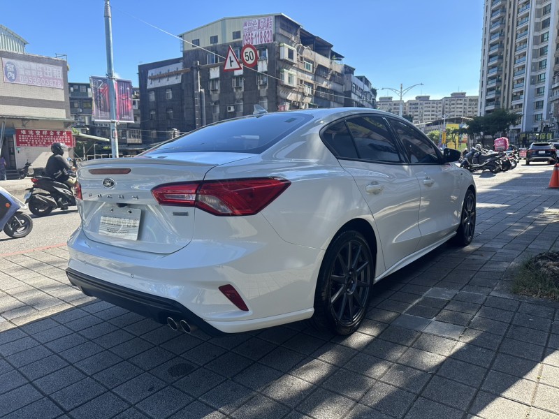 Ford/福特  Focus Ford Focus 4D 2022年 ST-Line Lommel 白色 | 新北市汽車商業同業公會｜TACA優良車商聯盟｜中古、二手車買車賣車公會認證保固