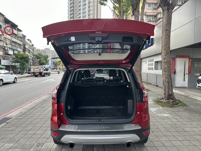 Ford/福特  Kuga Ford Kuga 2017款 180 2WD時尚經典型 (紅) | 新北市汽車商業同業公會｜TACA優良車商聯盟｜中古、二手車買車賣車公會認證保固