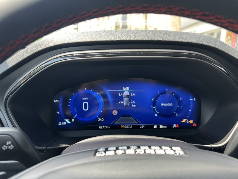 Ford/福特  Focus Ford 2025年  Focus st-line vignale (白) | 新北市汽車商業同業公會｜TACA優良車商聯盟｜中古、二手車買車賣車公會認證保固