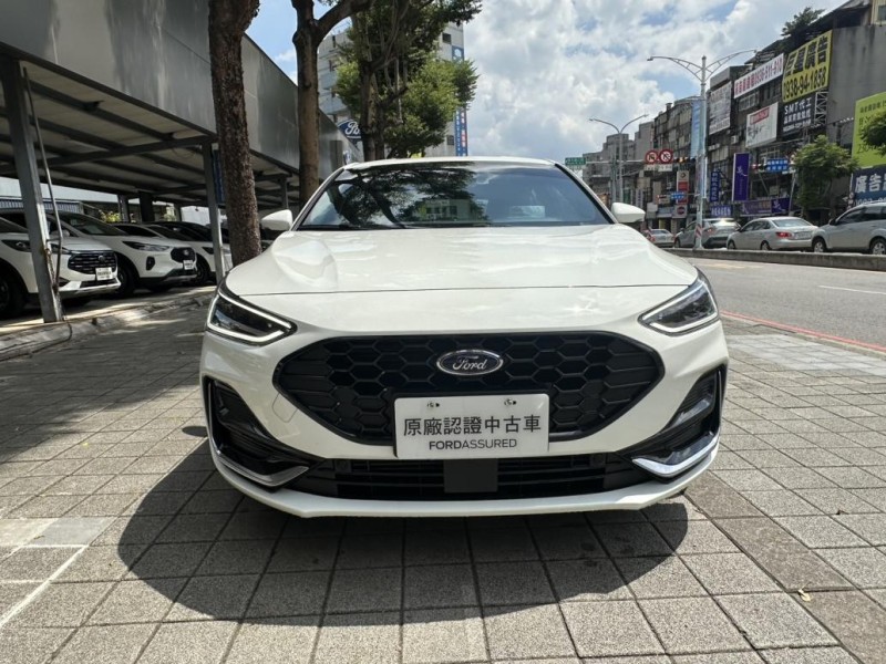 Ford/福特  Focus Ford 2025年  Focus st-line vignale (白) | 新北市汽車商業同業公會｜TACA優良車商聯盟｜中古、二手車買車賣車公會認證保固