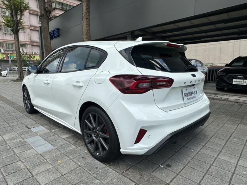Ford/福特  Focus Ford 2025年  Focus st-line vignale (白) | 新北市汽車商業同業公會｜TACA優良車商聯盟｜中古、二手車買車賣車公會認證保固