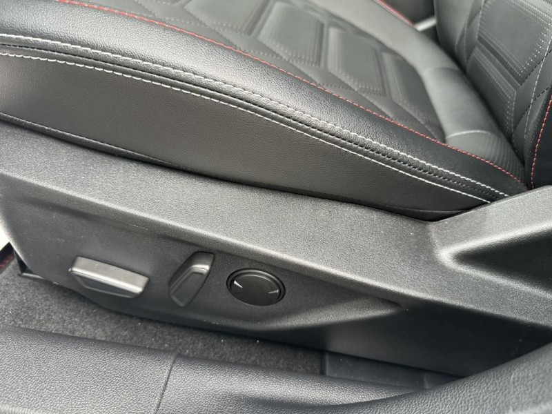 Ford/福特  Focus Ford 2025年  Focus st-line vignale (白) | 新北市汽車商業同業公會｜TACA優良車商聯盟｜中古、二手車買車賣車公會認證保固