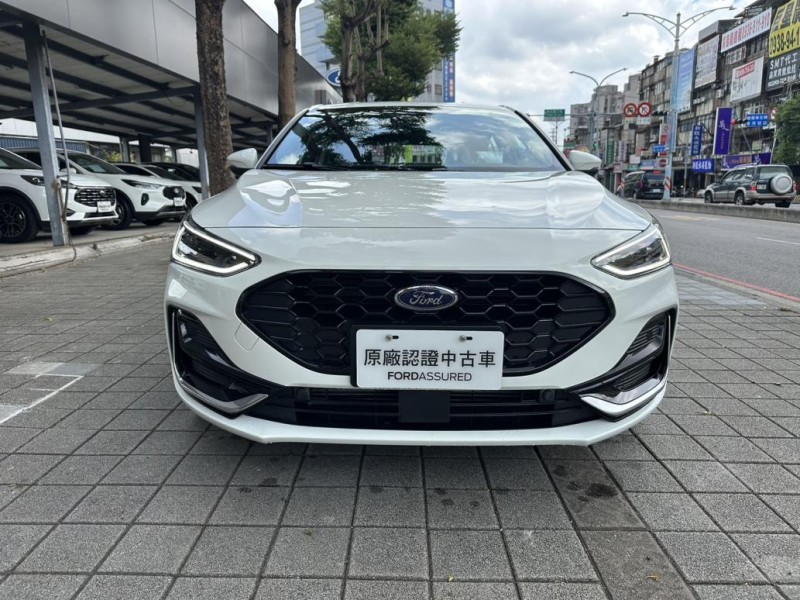 Ford/福特  Focus Ford 2025年  Focus st-line vignale (白) | 新北市汽車商業同業公會｜TACA優良車商聯盟｜中古、二手車買車賣車公會認證保固