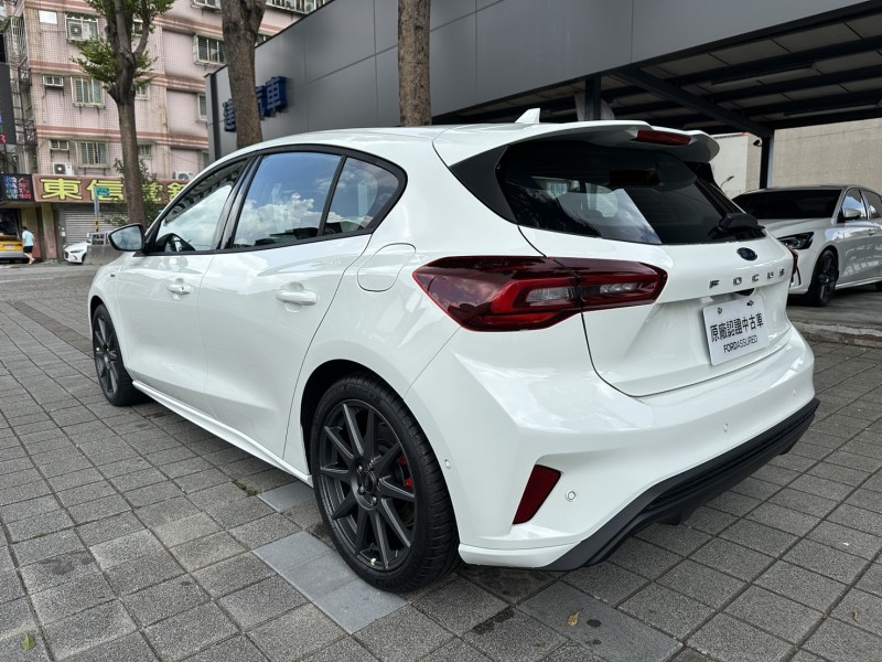 Ford/福特  Focus Ford 2025年  Focus st-line vignale (白) | 新北市汽車商業同業公會｜TACA優良車商聯盟｜中古、二手車買車賣車公會認證保固