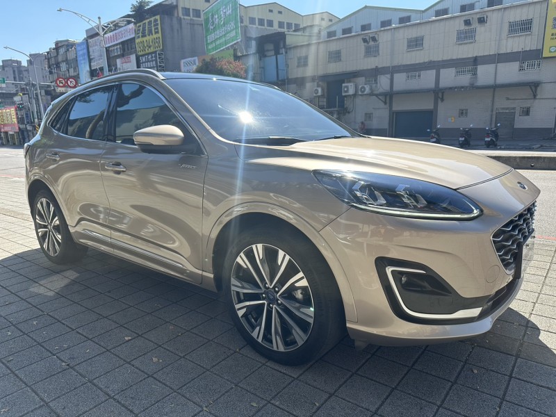 Ford/福特  Kuga 2023年 Ford Kuga 2.0 Vignale （棕） | 新北市汽車商業同業公會｜TACA優良車商聯盟｜中古、二手車買車賣車公會認證保固
