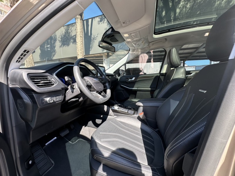 Ford/福特  Kuga 2023年 Ford Kuga 2.0 Vignale （棕） | 新北市汽車商業同業公會｜TACA優良車商聯盟｜中古、二手車買車賣車公會認證保固