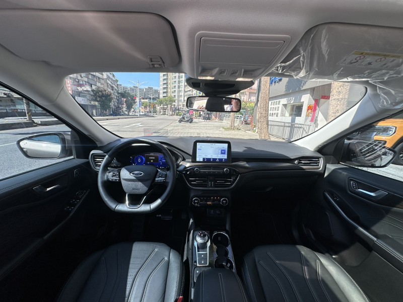 Ford/福特  Kuga 2023年 Ford Kuga 2.0 Vignale （棕） | 新北市汽車商業同業公會｜TACA優良車商聯盟｜中古、二手車買車賣車公會認證保固