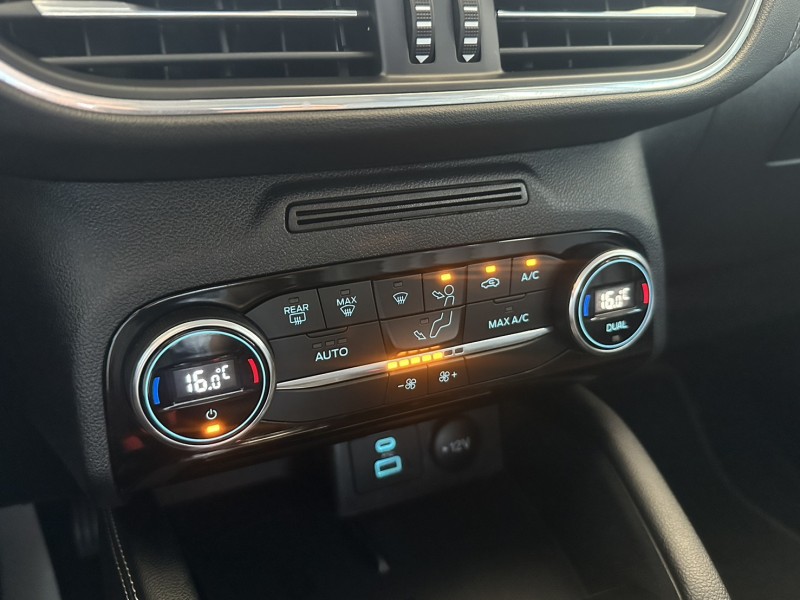 Ford/福特  Kuga 2023年 Ford Kuga 2.0 Vignale （棕） | 新北市汽車商業同業公會｜TACA優良車商聯盟｜中古、二手車買車賣車公會認證保固