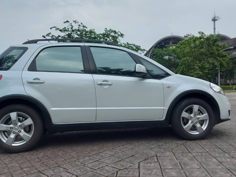 Suzuki  SX4 09年 SUZUKI SX4 | 新北市汽車商業同業公會｜TACA優良車商聯盟｜中古、二手車買車賣車公會認證保固