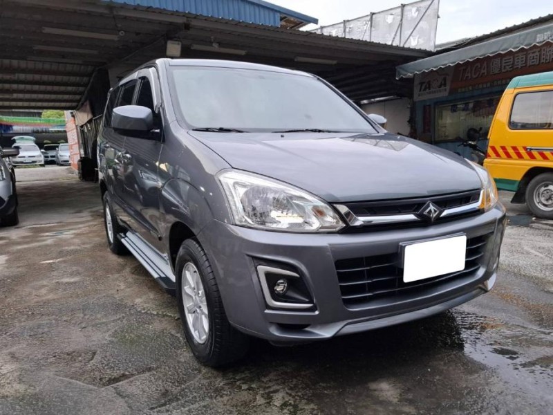 Mitsubishi  Zinger 【大空間+後驅好載】2018 Mitsubishi Zinger 2.4 灰色 | 新北市汽車商業同業公會｜TACA優良車商聯盟｜中古、二手車買車賣車公會認證保固