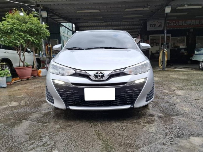 Toyota  Yaris 2018 Toyota Yaris 1.5L 銀色 | 新北市汽車商業同業公會｜TACA優良車商聯盟｜中古、二手車買車賣車公會認證保固
