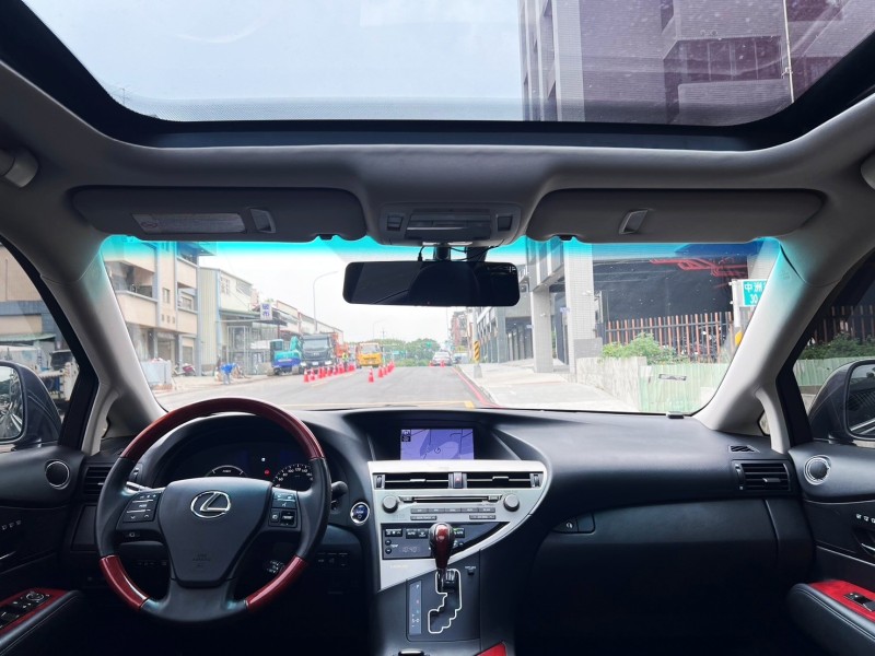 Lexus  RX 跑少 油電 原版件 無待修 | 新北市汽車商業同業公會｜TACA優良車商聯盟｜中古、二手車買車賣車公會認證保固