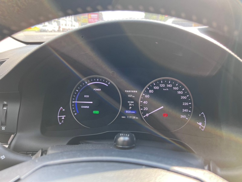 Lexus  ES ES300H豪華版 7萬換大電池 | 新北市汽車商業同業公會｜TACA優良車商聯盟｜中古、二手車買車賣車公會認證保固