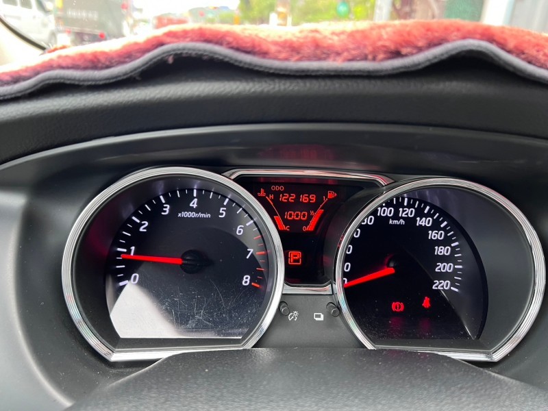 Nissan  Livina 豪華版 恆溫 | 新北市汽車商業同業公會｜TACA優良車商聯盟｜中古、二手車買車賣車公會認證保固