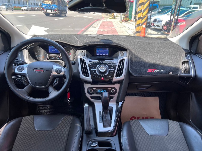 Ford/福特  Focus 天窗 定速 | 新北市汽車商業同業公會｜TACA優良車商聯盟｜中古、二手車買車賣車公會認證保固