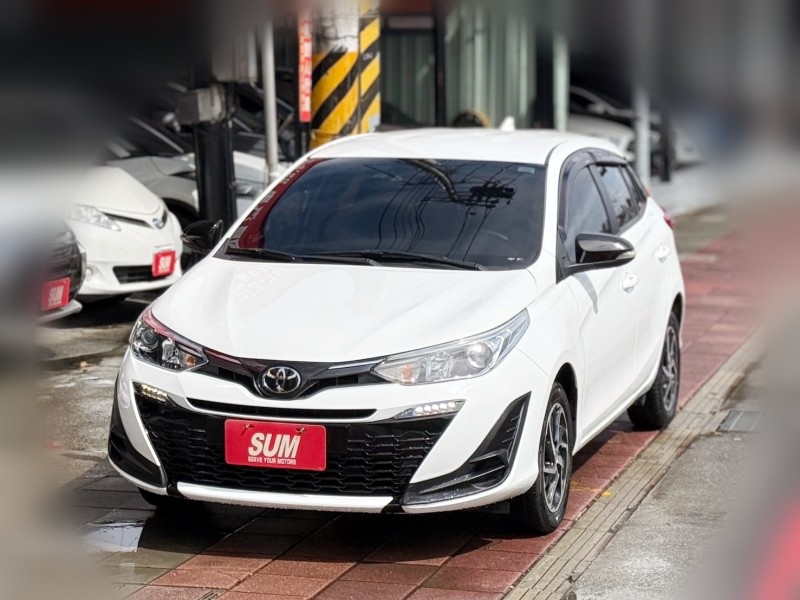 Toyota  Yaris 豪華版 恆溫 | 新北市汽車商業同業公會｜TACA優良車商聯盟｜中古、二手車買車賣車公會認證保固