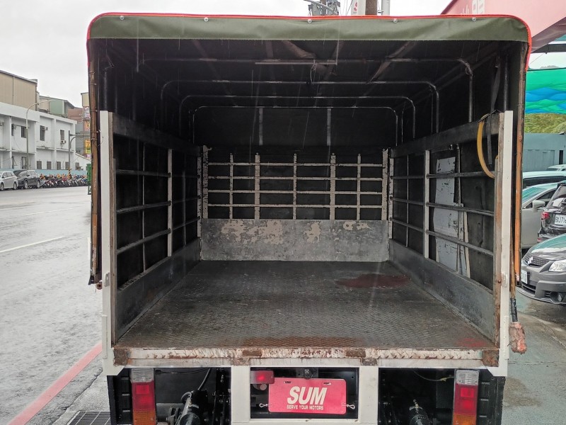 Hino  300 伸縮帆布/昇降尾門 | 新北市汽車商業同業公會｜TACA優良車商聯盟｜中古、二手車買車賣車公會認證保固
