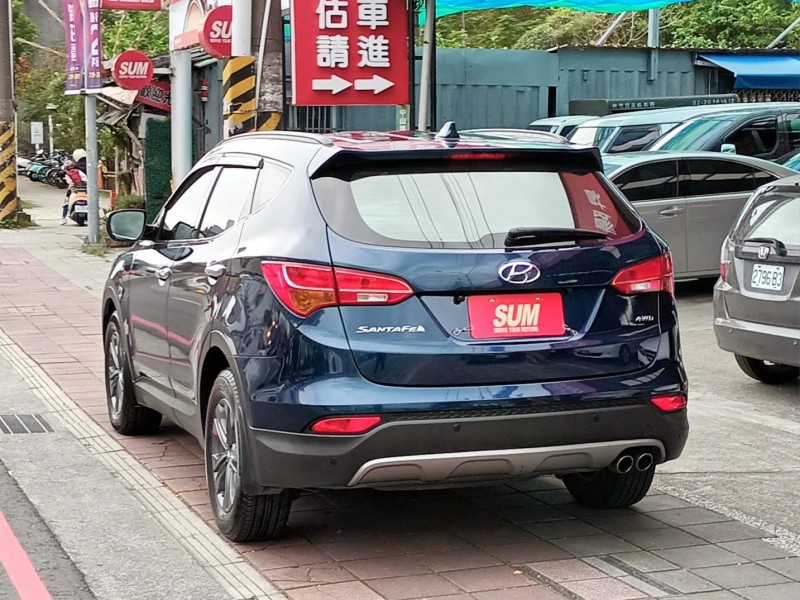 Hyundai  Santa Fe 汽油版 | 新北市汽車商業同業公會｜TACA優良車商聯盟｜中古、二手車買車賣車公會認證保固