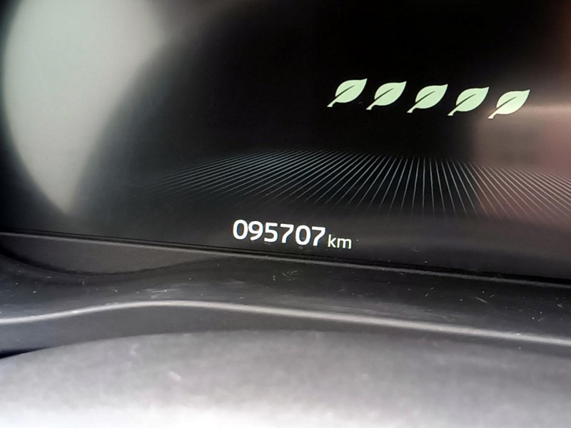 Mitsubishi  Outlander 安全型、主動跟車 | 新北市汽車商業同業公會｜TACA優良車商聯盟｜中古、二手車買車賣車公會認證保固
