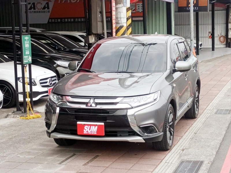 Mitsubishi  Outlander 安全型、主動跟車 | 新北市汽車商業同業公會｜TACA優良車商聯盟｜中古、二手車買車賣車公會認證保固