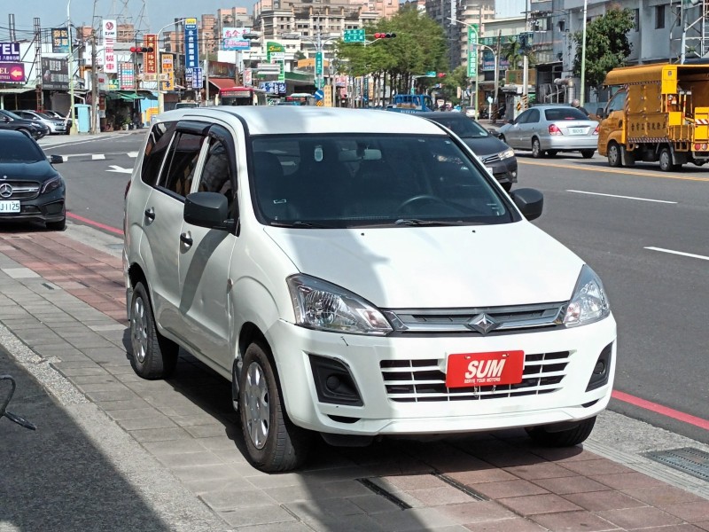 Mitsubishi  Zinger 力格 | 新北市汽車商業同業公會｜TACA優良車商聯盟｜中古、二手車買車賣車公會認證保固