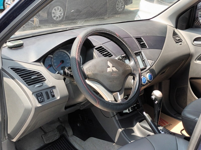 Mitsubishi  Zinger 力格 | 新北市汽車商業同業公會｜TACA優良車商聯盟｜中古、二手車買車賣車公會認證保固