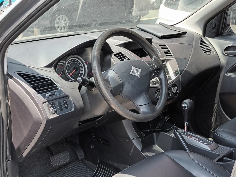 Mitsubishi  Zinger 力格 | 新北市汽車商業同業公會｜TACA優良車商聯盟｜中古、二手車買車賣車公會認證保固
