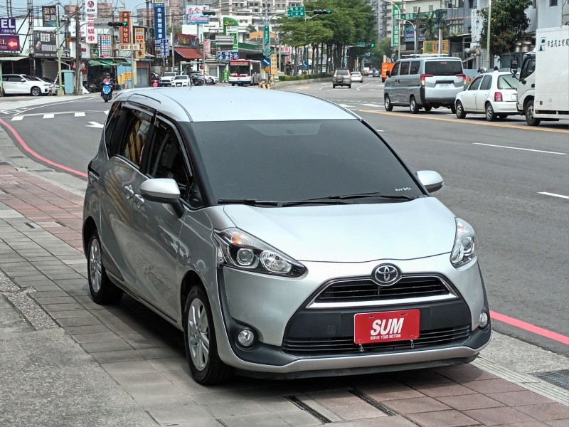 Toyota  SIENTA SIENTA | 新北市汽車商業同業公會｜TACA優良車商聯盟｜中古、二手車買車賣車公會認證保固