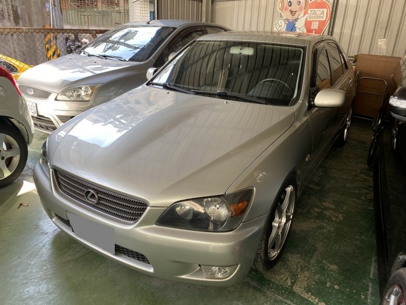 Lexus  IS 新北市汽車公會保證 1999年出廠IS 200.內外皆美.車況優質.精品改裝 | 新北市汽車商業同業公會｜TACA優良車商聯盟｜中古、二手車買車賣車公會認證保固