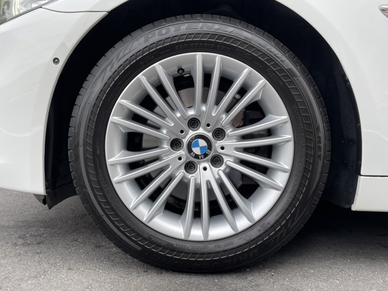 BMW/ 寶馬  5 SERIES  520i 實價刊登★總代理520i小改款 鏈條已換 原版件 免鑰 天窗 記憶電動椅 電尾門 | 新北市汽車商業同業公會｜TACA優良車商聯盟｜中古、二手車買車賣車公會認證保固