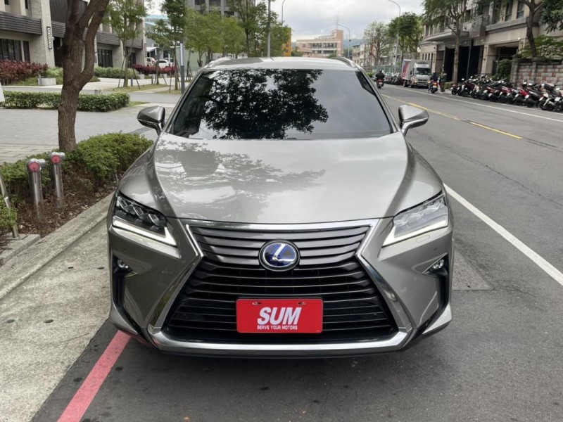 Lexus  RX 實價刊登★稀有RX450HL 油電七人座 免鑰摸門 跟車 盲點 電動尾門 影音 | 新北市汽車商業同業公會｜TACA優良車商聯盟｜中古、二手車買車賣車公會認證保固