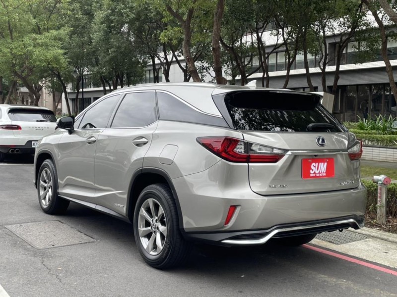 Lexus  RX 實價刊登★稀有RX450HL 油電七人座 免鑰摸門 跟車 盲點 電動尾門 影音 | 新北市汽車商業同業公會｜TACA優良車商聯盟｜中古、二手車買車賣車公會認證保固