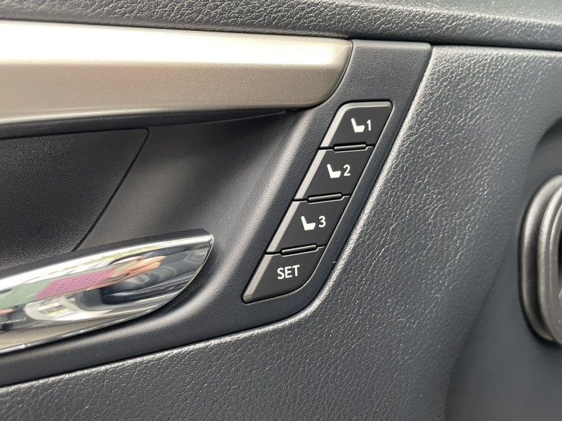 Lexus  RX 實價刊登★稀有RX450HL 油電七人座 免鑰摸門 跟車 盲點 電動尾門 影音 | 新北市汽車商業同業公會｜TACA優良車商聯盟｜中古、二手車買車賣車公會認證保固