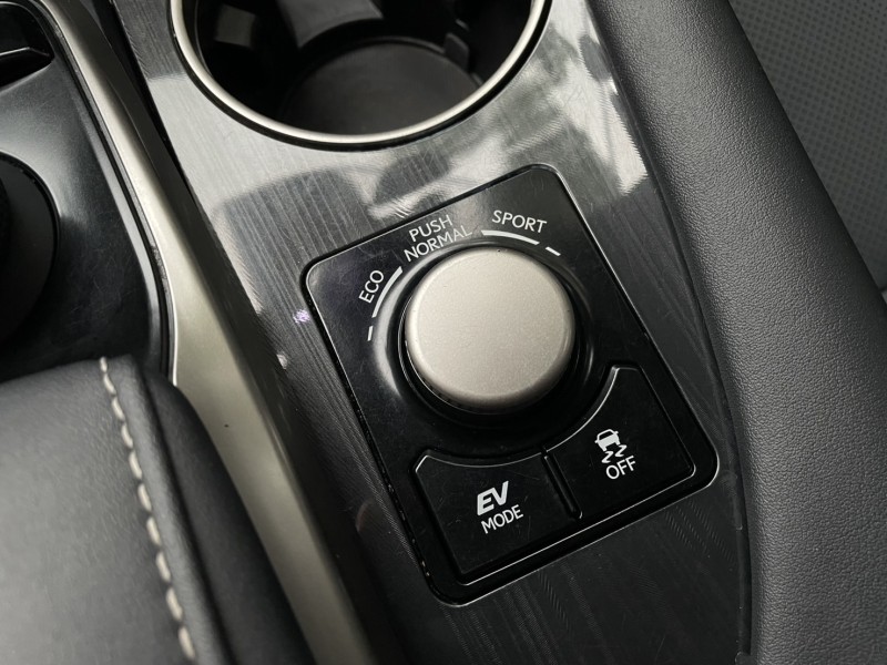 Lexus  RX 實價刊登★稀有RX450HL 油電七人座 免鑰摸門 跟車 盲點 電動尾門 影音 | 新北市汽車商業同業公會｜TACA優良車商聯盟｜中古、二手車買車賣車公會認證保固