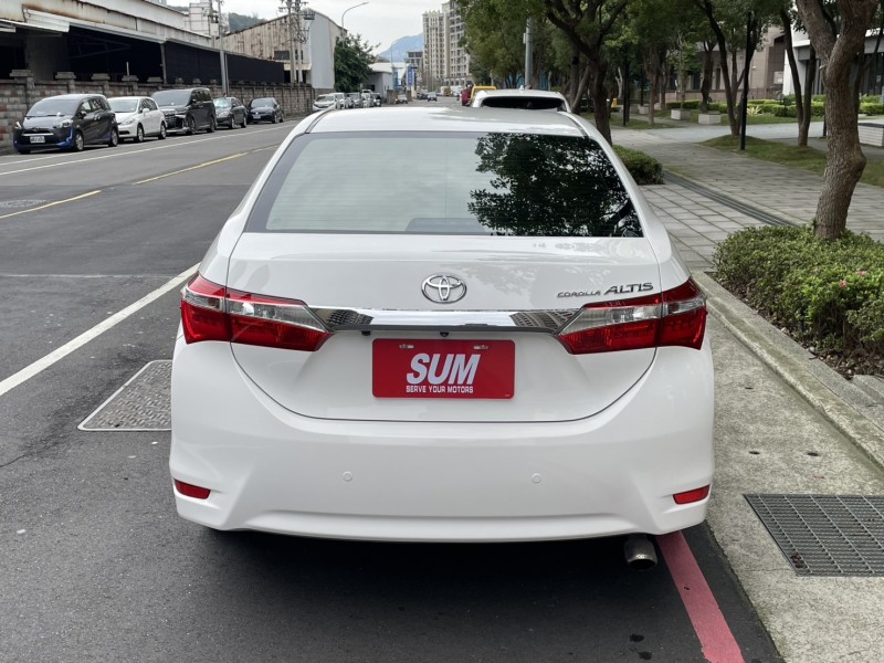 Toyota  Altis 實價刊登★經典款 自用一手車 低里程 光感自動頭燈 定速 恆溫 影音螢幕 享保固 | 新北市汽車商業同業公會｜TACA優良車商聯盟｜中古、二手車買車賣車公會認證保固