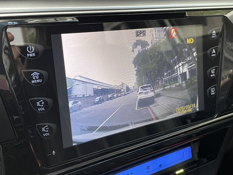 Toyota  Altis 實價刊登★經典款 自用一手車 低里程 光感自動頭燈 定速 恆溫 影音螢幕 享保固 | 新北市汽車商業同業公會｜TACA優良車商聯盟｜中古、二手車買車賣車公會認證保固