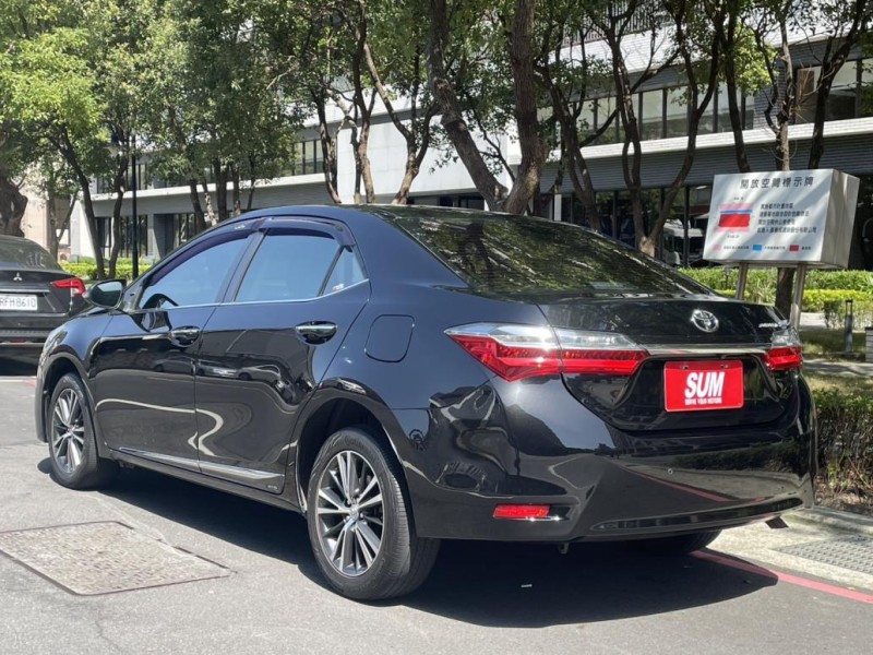 Toyota  Altis 實價刊登★18式小改款 一手原版件 免鑰摸門 定速 抬顯 自動恆溫 多功能影音 | 新北市汽車商業同業公會｜TACA優良車商聯盟｜中古、二手車買車賣車公會認證保固