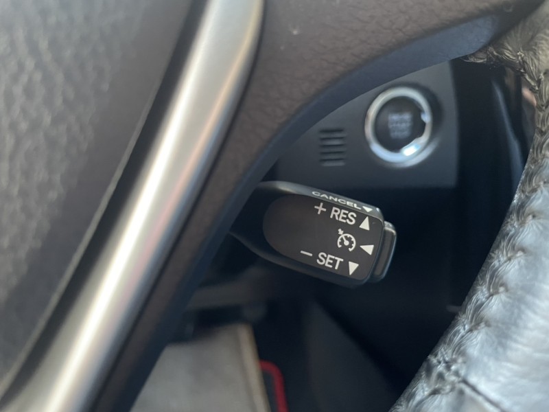 Toyota  Altis 實價刊登★18式小改款 一手原版件 免鑰摸門 定速 抬顯 自動恆溫 多功能影音 | 新北市汽車商業同業公會｜TACA優良車商聯盟｜中古、二手車買車賣車公會認證保固