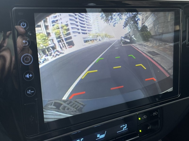Toyota  Altis 實價刊登★18式小改款 一手原版件 免鑰摸門 定速 抬顯 自動恆溫 多功能影音 | 新北市汽車商業同業公會｜TACA優良車商聯盟｜中古、二手車買車賣車公會認證保固